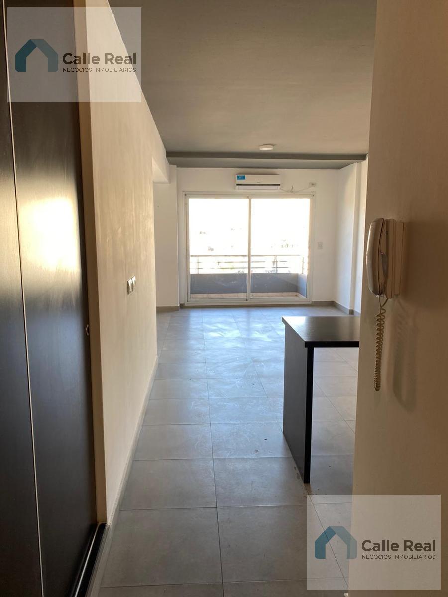 Departamento mono ambiente luminoso con expansion visual