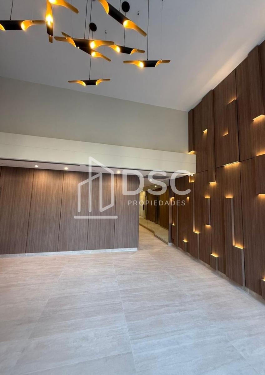 Departamento dos ambientes super luminoso con cochera en Av. cramer