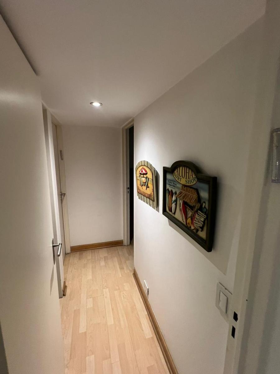 Departamento 4 ambientes con patio frente al Polo