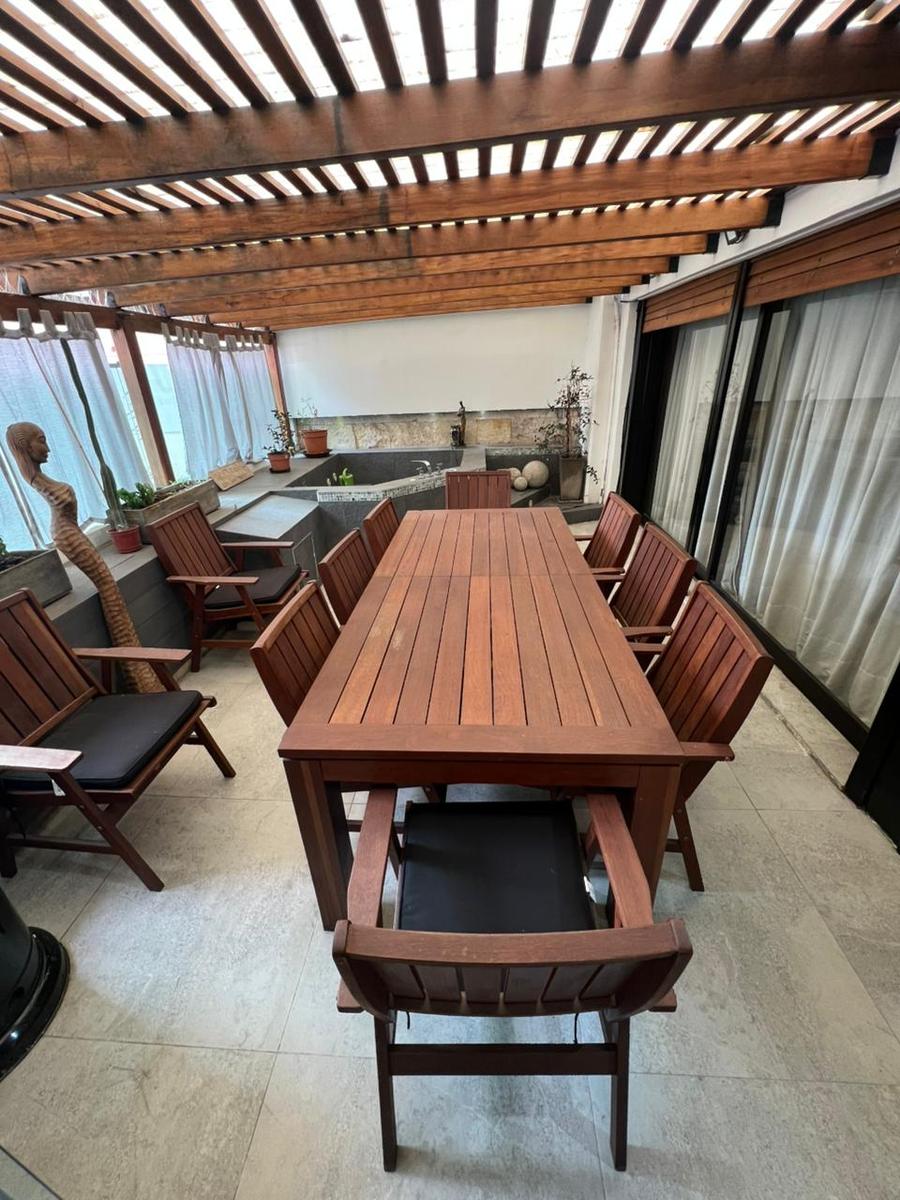 Departamento 4 ambientes con patio frente al Polo