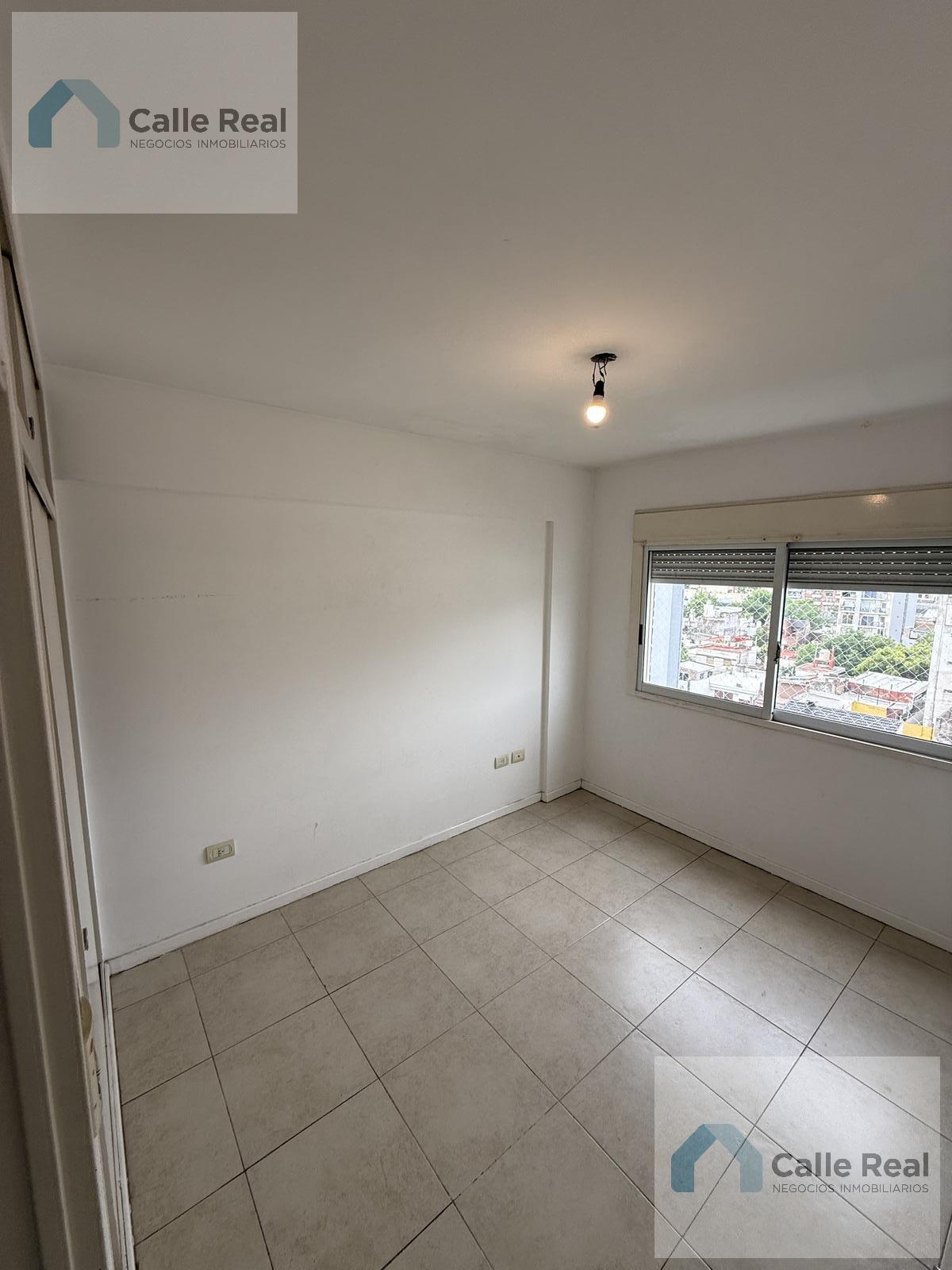 Departamento dos ambientes en Caballito